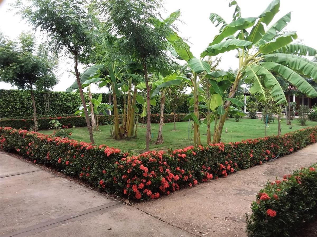C&H Casa Campestre El Oasis Ricaurte Girardot Bed & Breakfast Bagian luar foto